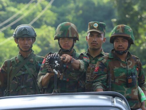 ထိန်းချုပ်နယ်မြေတွေကို စွန့်လွှတ်မှာမဟုတ်ကြောင်း TNLA ပြော