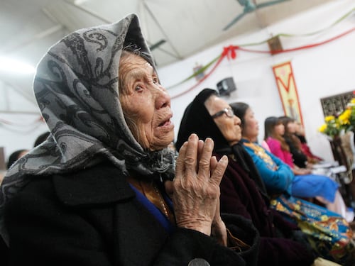 Thái Nguyên: Thánh lễ tại gia bị cắt điện, ba người bị đưa về trụ sở công an