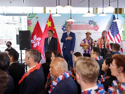 駐港美領事梅儒瑞卸任前重提關注黎智英　港府發千字隔空指罵