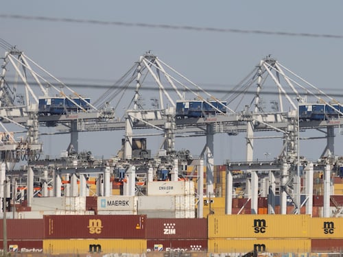 美国宣布新一轮对等关税 对台征收20% 美中继续谈判 