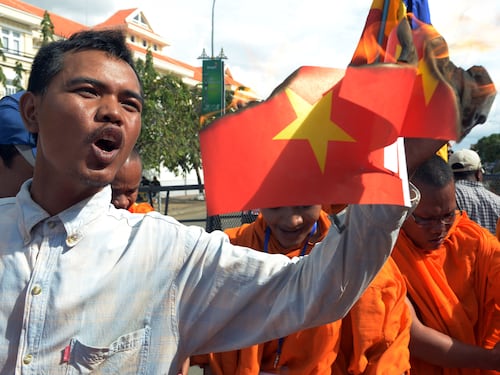 Hà Nội nhìn về biên giới Tây Nam: tiếng vọng lịch sử và sự chuẩn bị cho tương lai