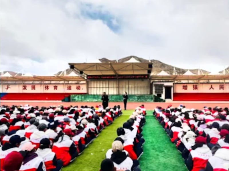 中国在西藏推动爱国主义教育 藏人纪念西藏起义66周年 | 西藏纵览