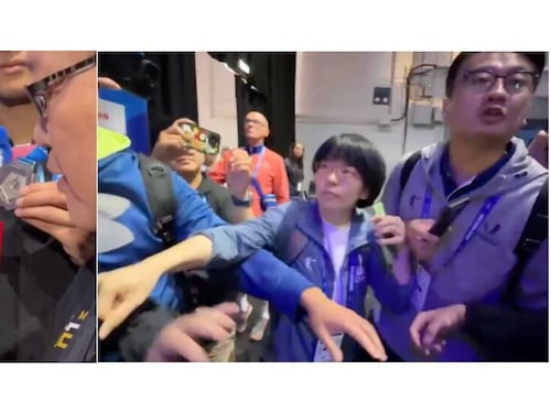 战狼外交蔓延到世大运 中方人员企图抢夺台湾贺电