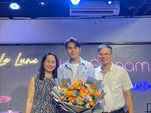 Vợ của đại biểu Nguyễn Sỹ Cương làm bí thư văn phòng trung ương Đảng