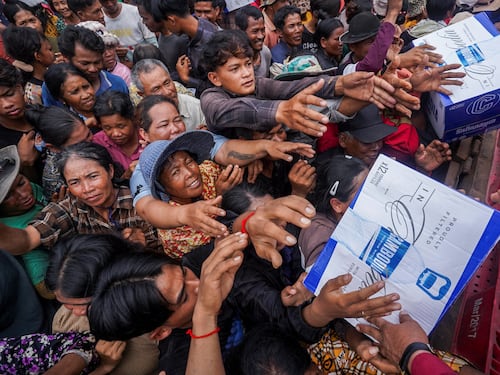 Photos: Civilians displaced on both sides of Thai and Cambodian border conflict