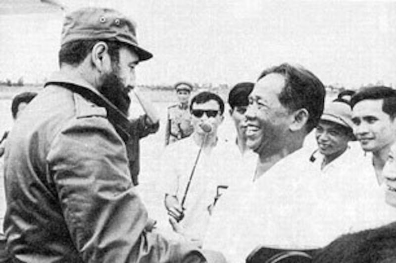 Chiến dịch ủng hộ Cuba: lời trấn an phe bảo thủ trong lòng Hà Nội?